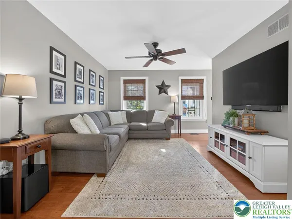 $485,900 | 2040 Valley View Drive, Quakertown, PA 18951