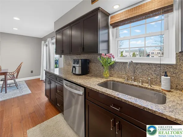 $485,900 | 2040 Valley View Drive, Quakertown, PA 18951