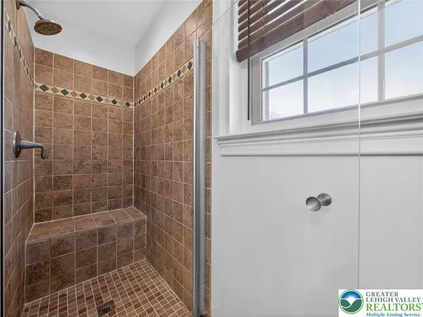 $485,900 | 2040 Valley View Drive, Quakertown, PA 18951