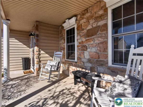 $485,900 | 2040 Valley View Drive, Quakertown, PA 18951