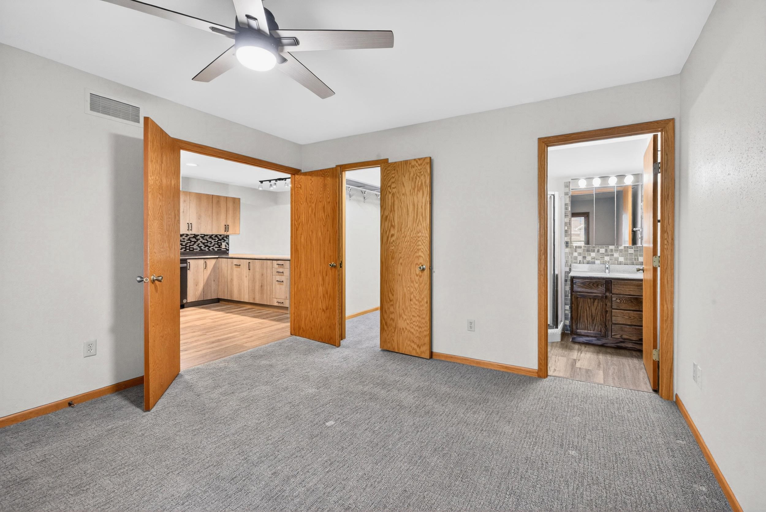 511 West Griswold Street, Unit 4 Ripon, WI 54971 - Photo 12 of 32