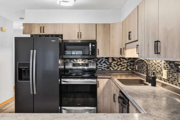 $285,000 | 511 West Griswold Street, Unit 4, Ripon, WI 54971