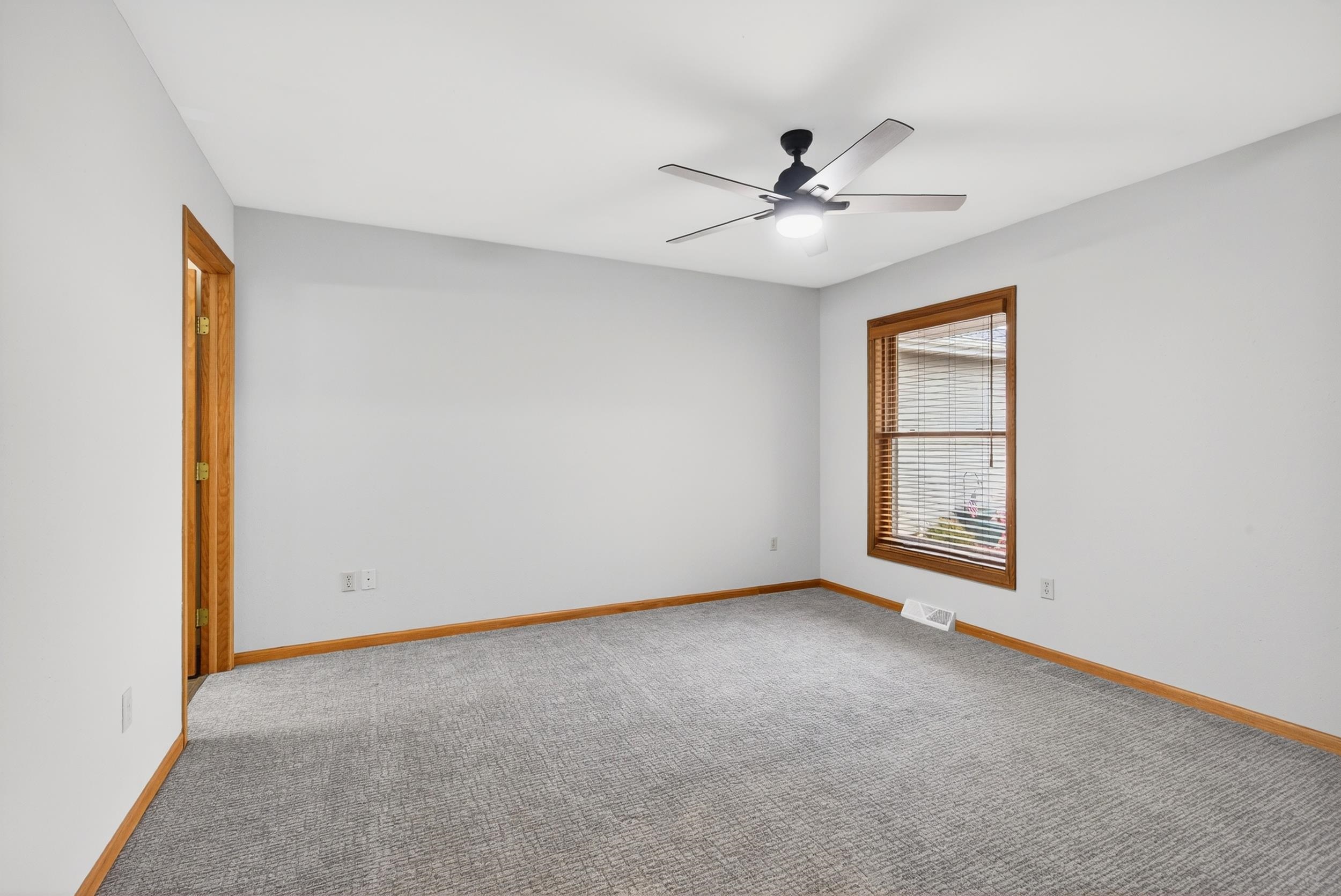 511 West Griswold Street, Unit 4 Ripon, WI 54971 - Photo 10 of 32