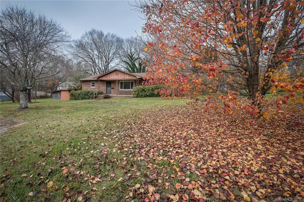 10 Garren Creek Road Fairview, NC 28730 - Photo 3 of 24 Gallery Image 3