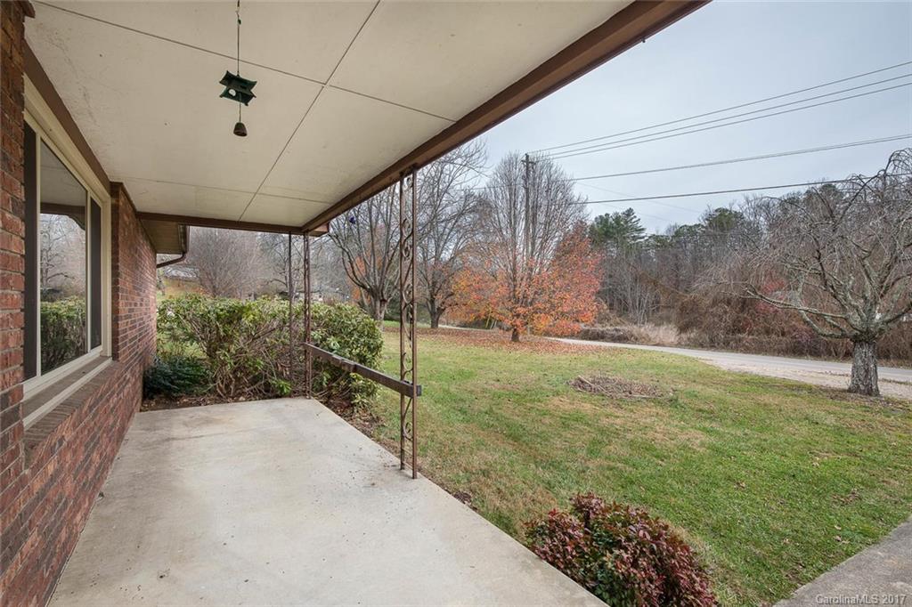 10 Garren Creek Road Fairview, NC 28730 - Photo 5 of 24 Gallery Image 5