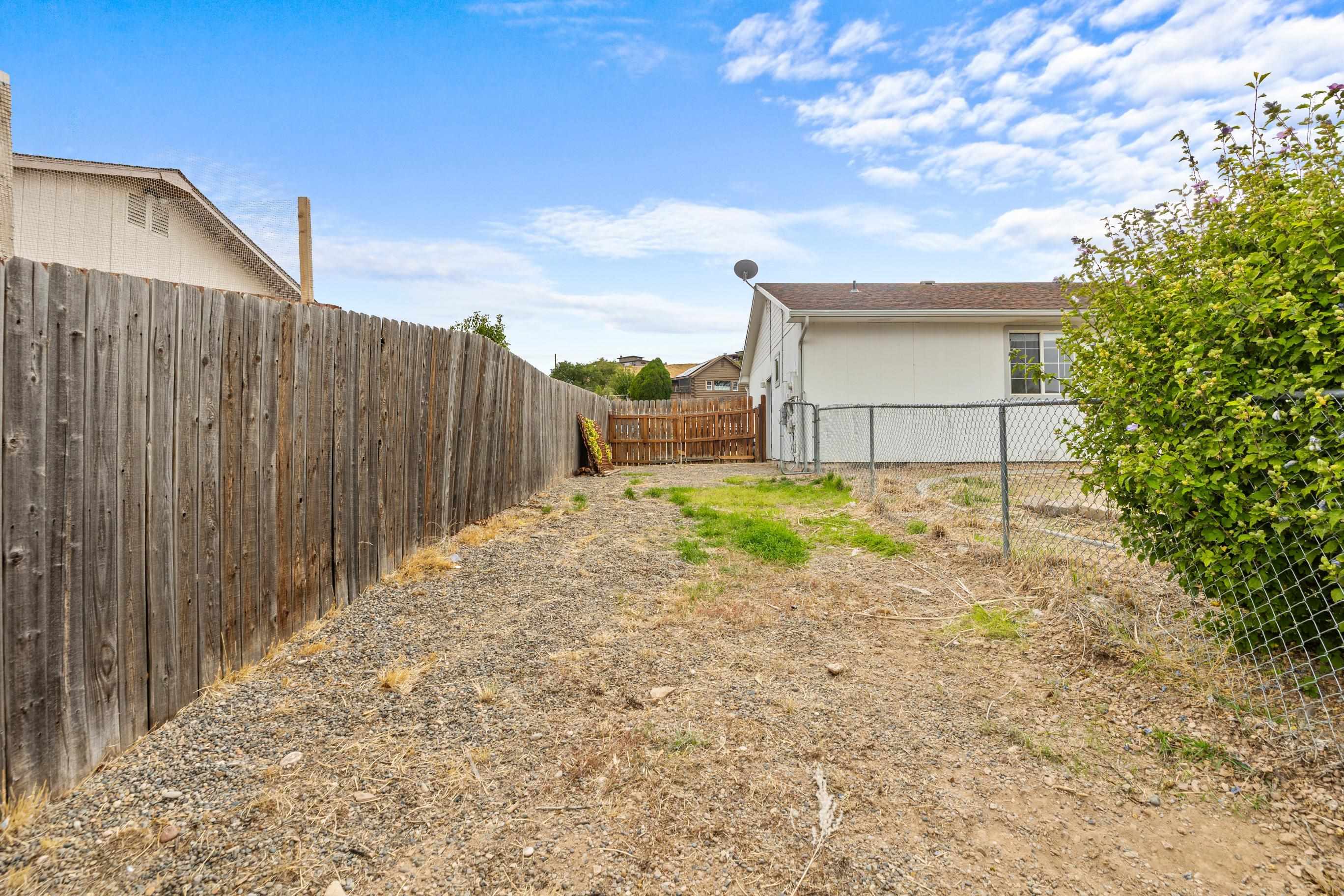 2702 B Road Grand Junction, CO 81503 - Photo 6 of 24 Gallery Image 6