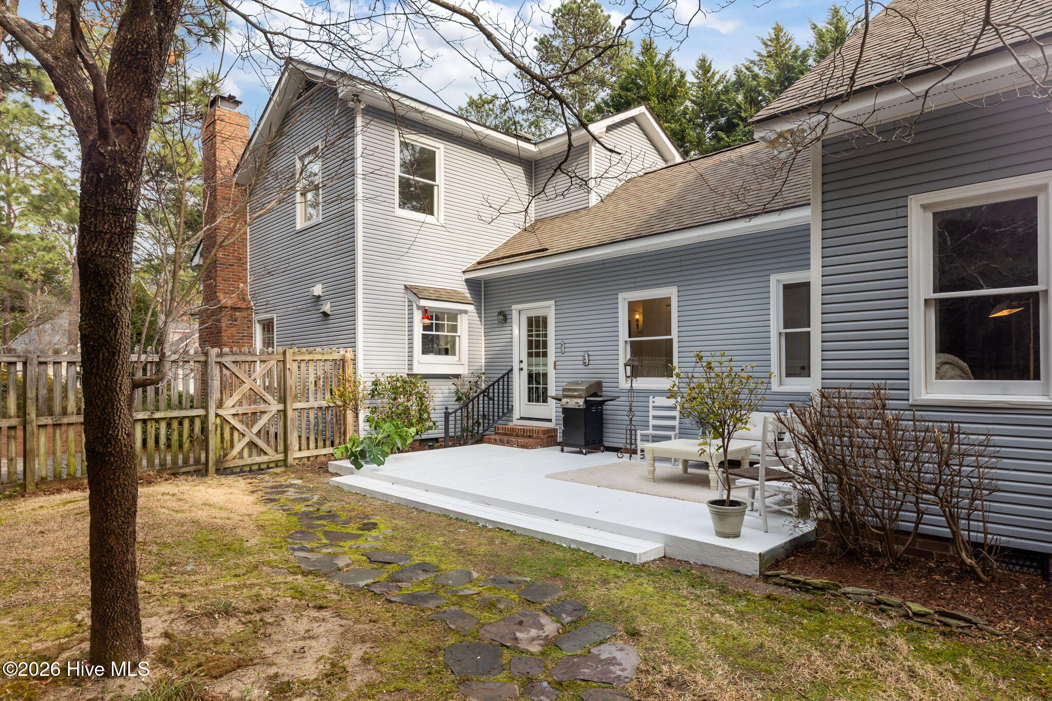 25 McLeod Road Pinehurst, NC 28374 - Photo 3 of 43 Large Side Deck