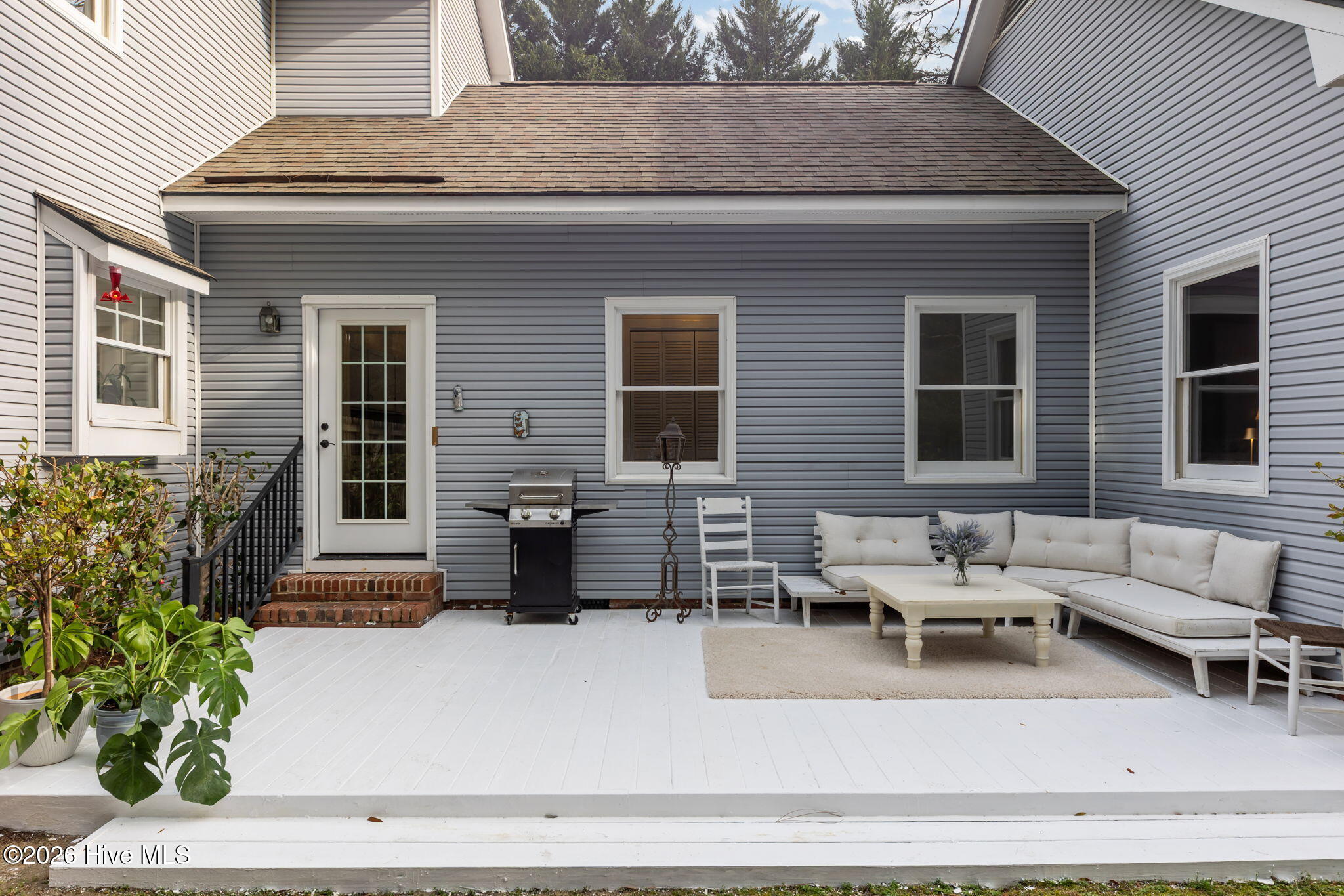 25 McLeod Road Pinehurst, NC 28374 - Photo 4 of 43 Large Side Deck