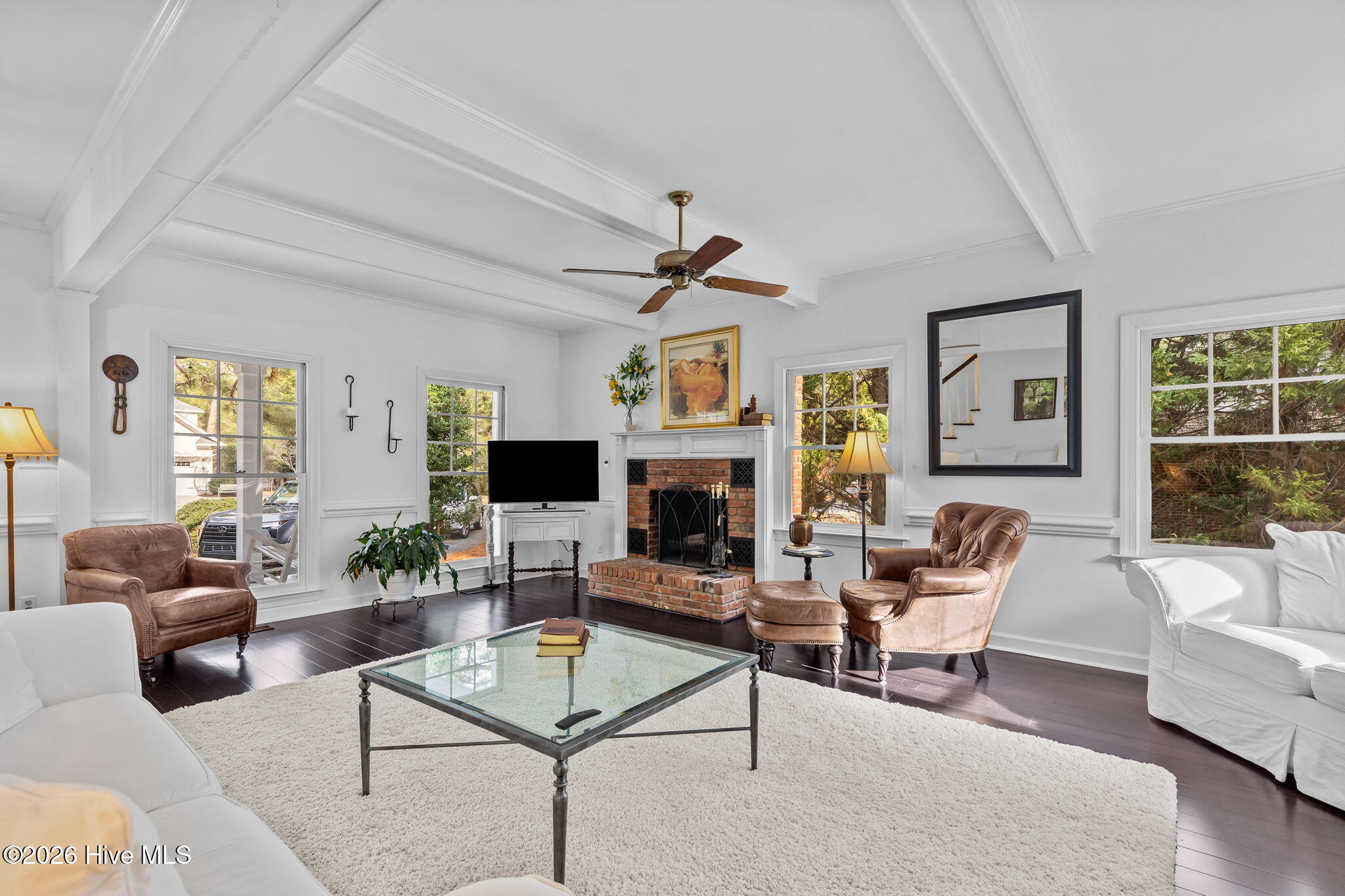 25 McLeod Road Pinehurst, NC 28374 - Photo 8 of 43 Large Bright Living Room