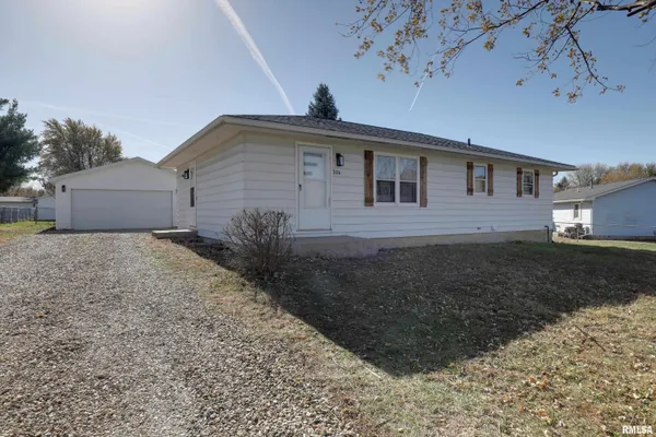 $180,000 | 506 Magnolia Street, Payson, IL 62360