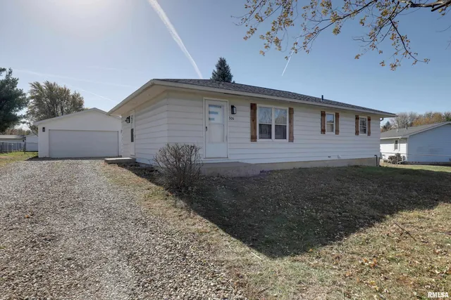 $180,000 | 506 Magnolia Street, Payson, IL 62360