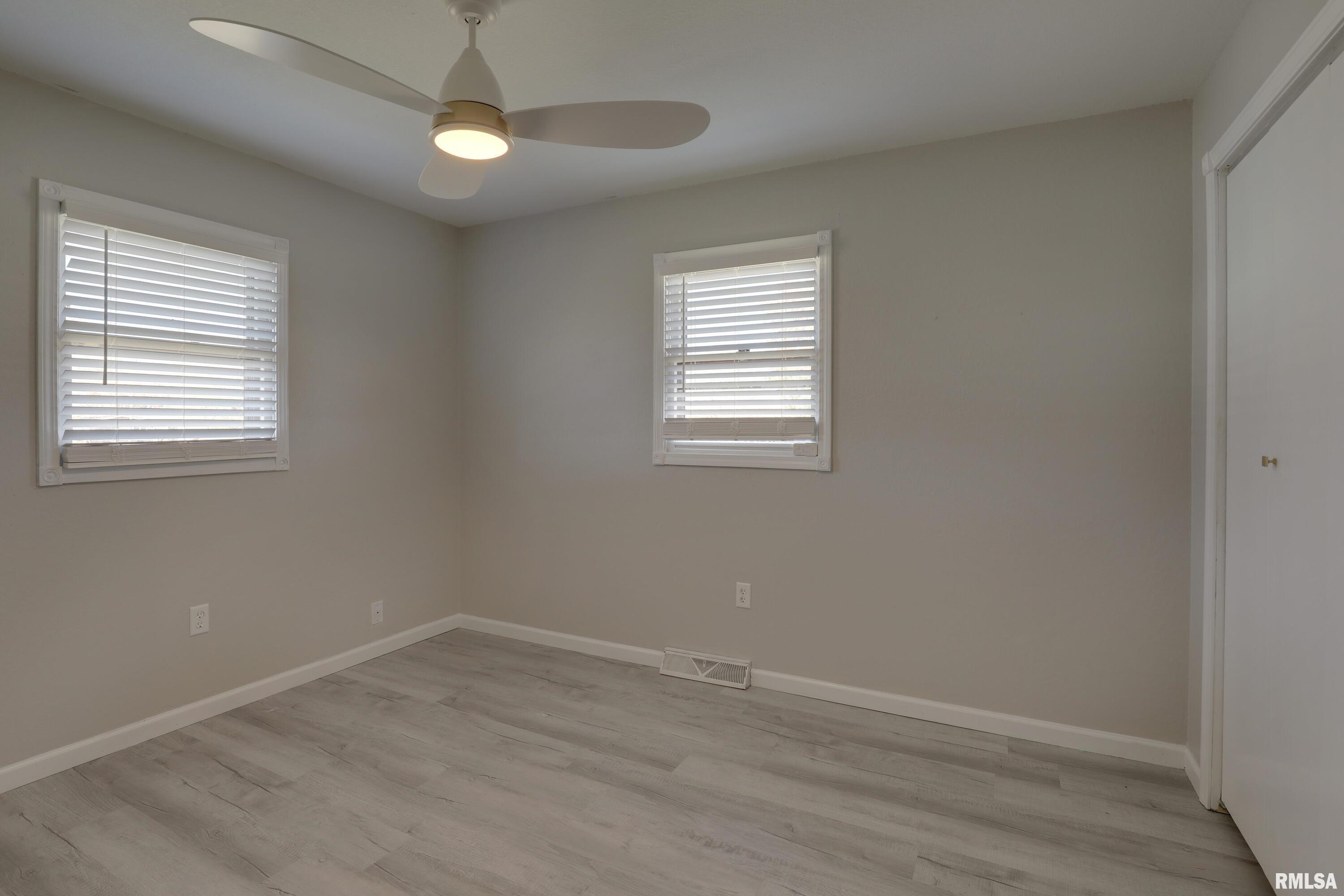 506 Magnolia Street Payson, IL 62360 - Photo 15 of 30