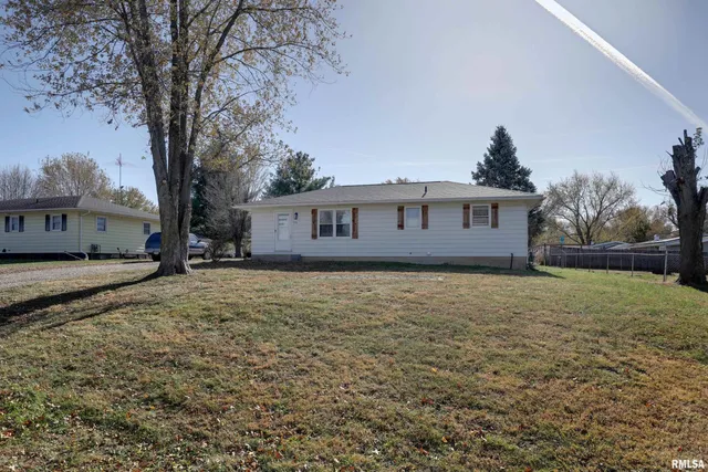 $180,000 | 506 Magnolia Street, Payson, IL 62360