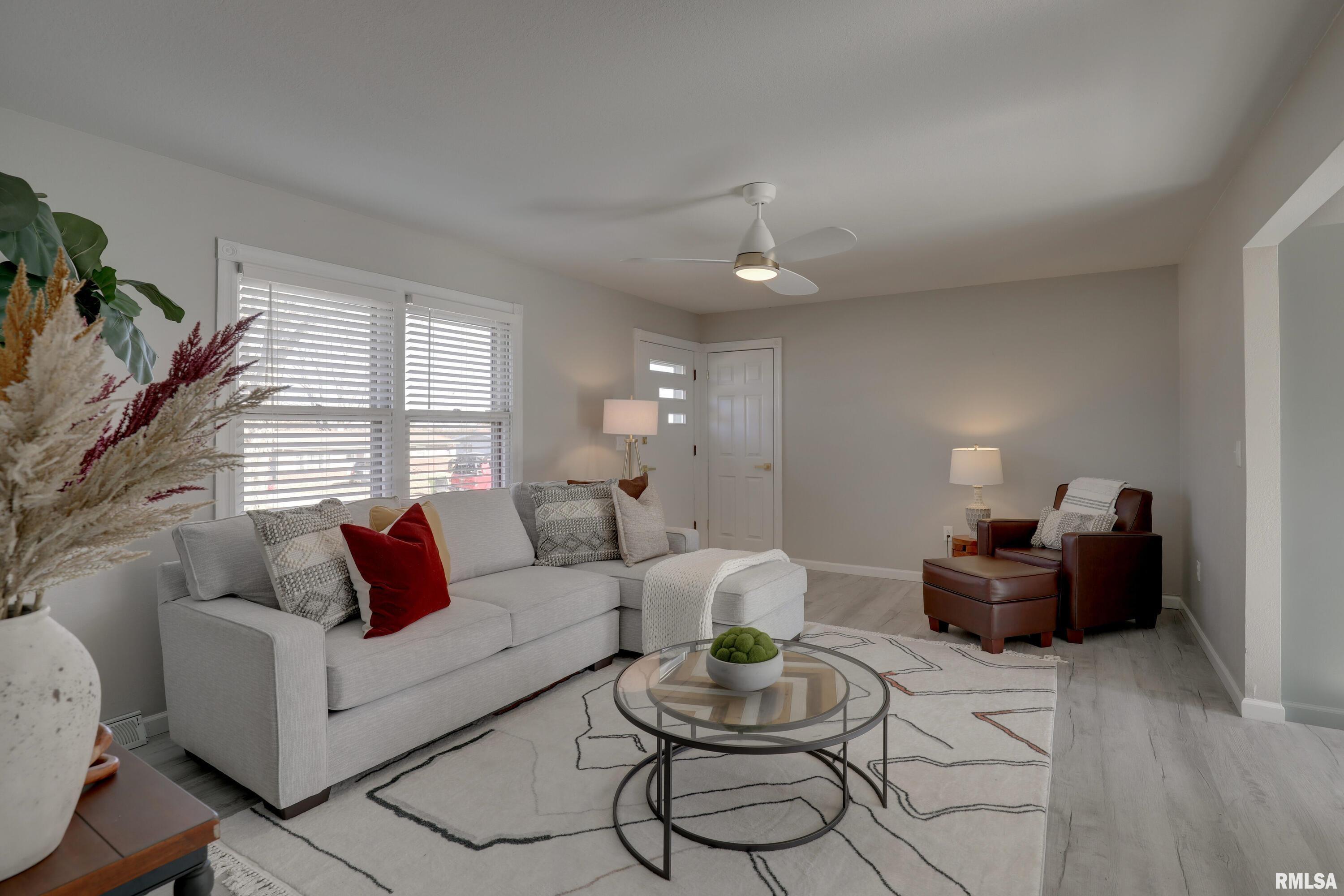 506 Magnolia Street Payson, IL 62360 - Photo 4 of 30