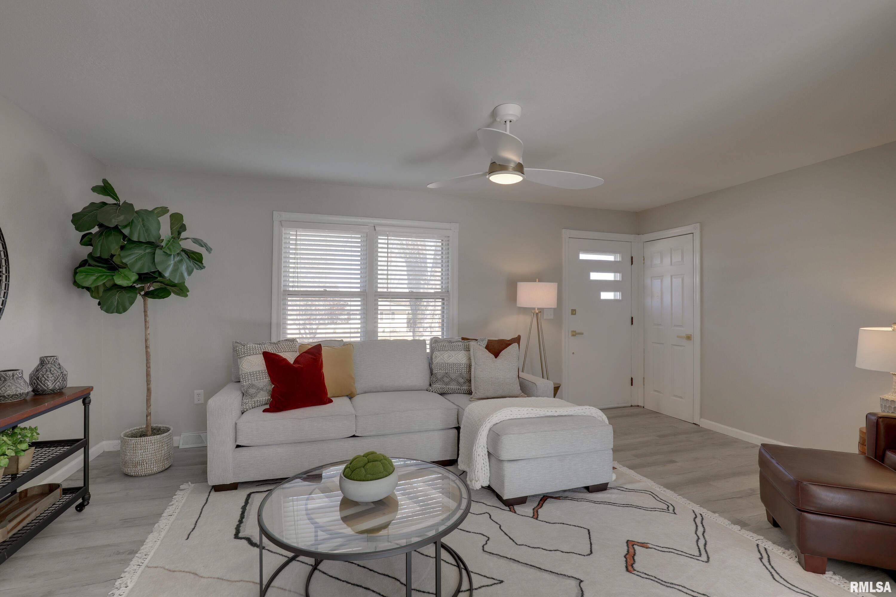 506 Magnolia Street Payson, IL 62360 - Photo 5 of 30