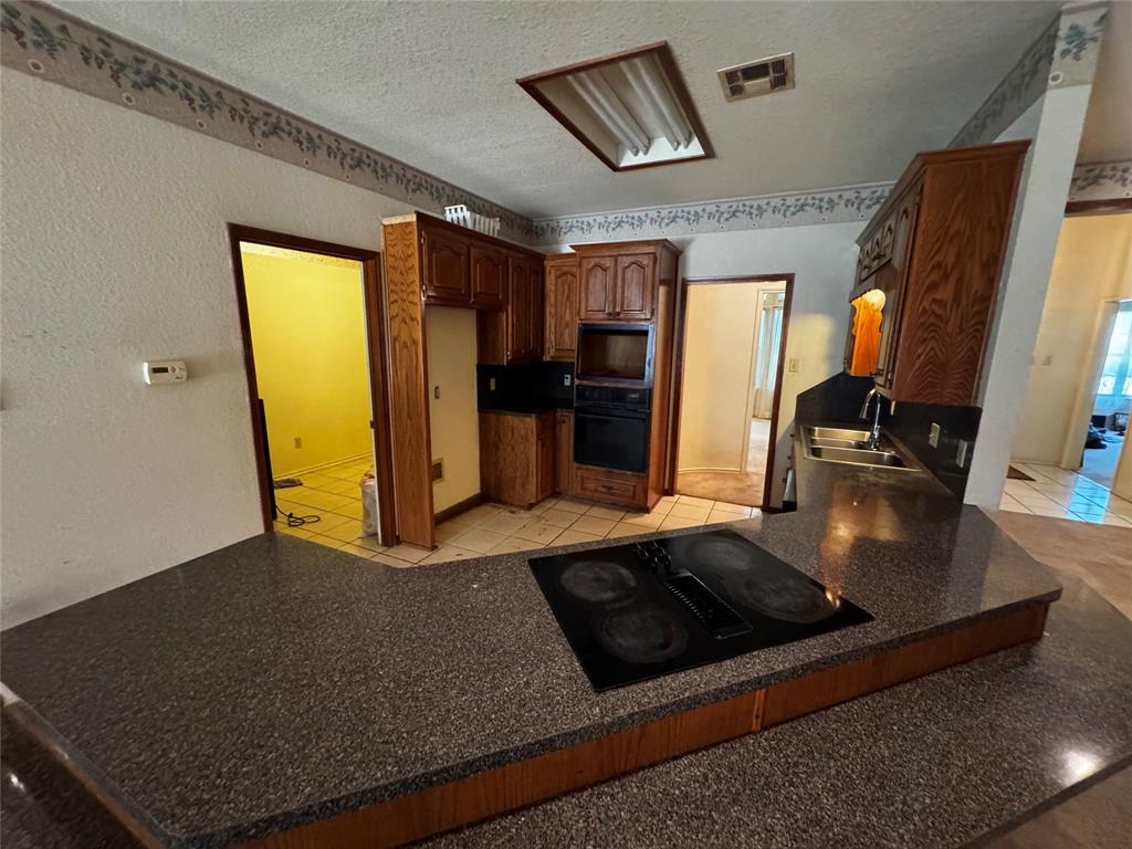 2000 Dan Rowe Street Waco, TX 76704 - Photo 7 of 21
