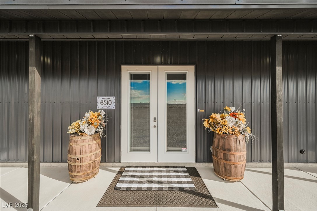 6510 Sunset Drive Caliente, NV 89008 - Photo 45 of 84 Property entrance with french doors
