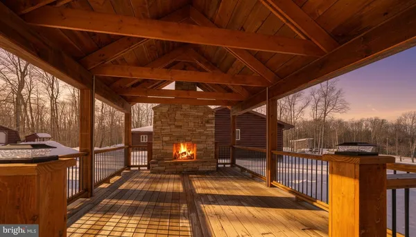 $1,087,900 | 52 Dm Vw Drive, Oakland, MD 21550