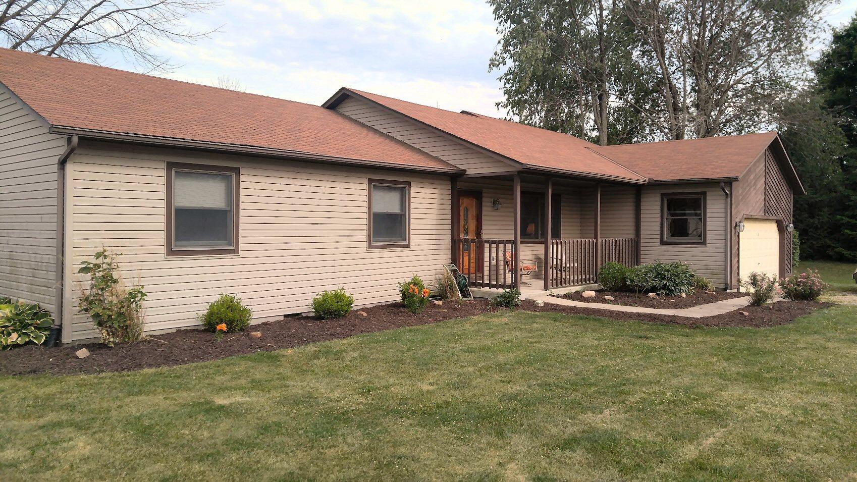 4395 Watkins Road Southwest Pataskala, OH 43062 - Photo 2 of 23
