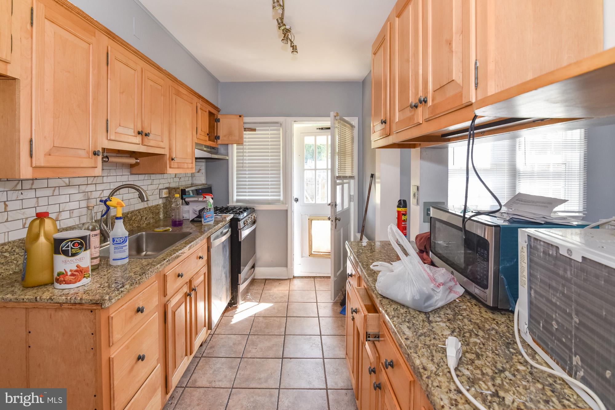 806 Braeside Road Baltimore, MD 21229 - Photo 10 of 35 Gallery Image 10
