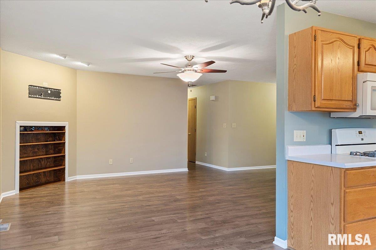 3001 Dunwich Street Springfield, IL 62702 - Photo 11 of 34