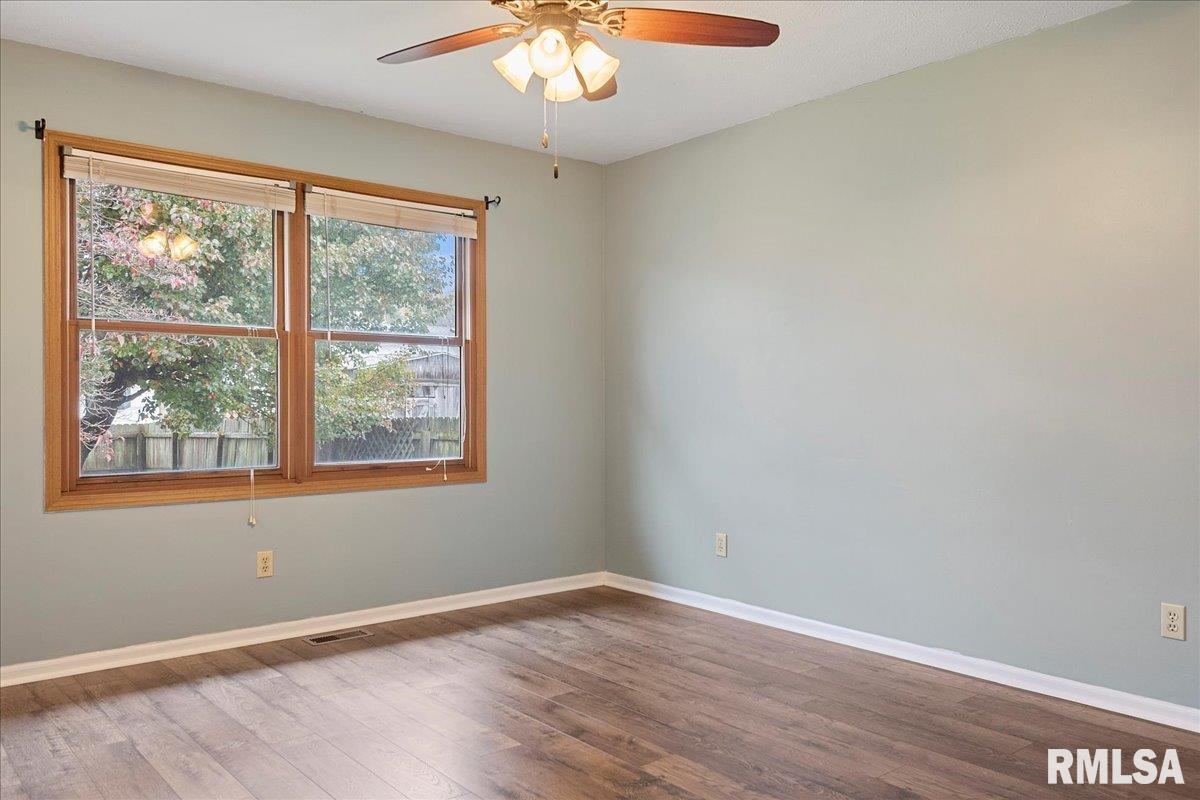 3001 Dunwich Street Springfield, IL 62702 - Photo 19 of 34