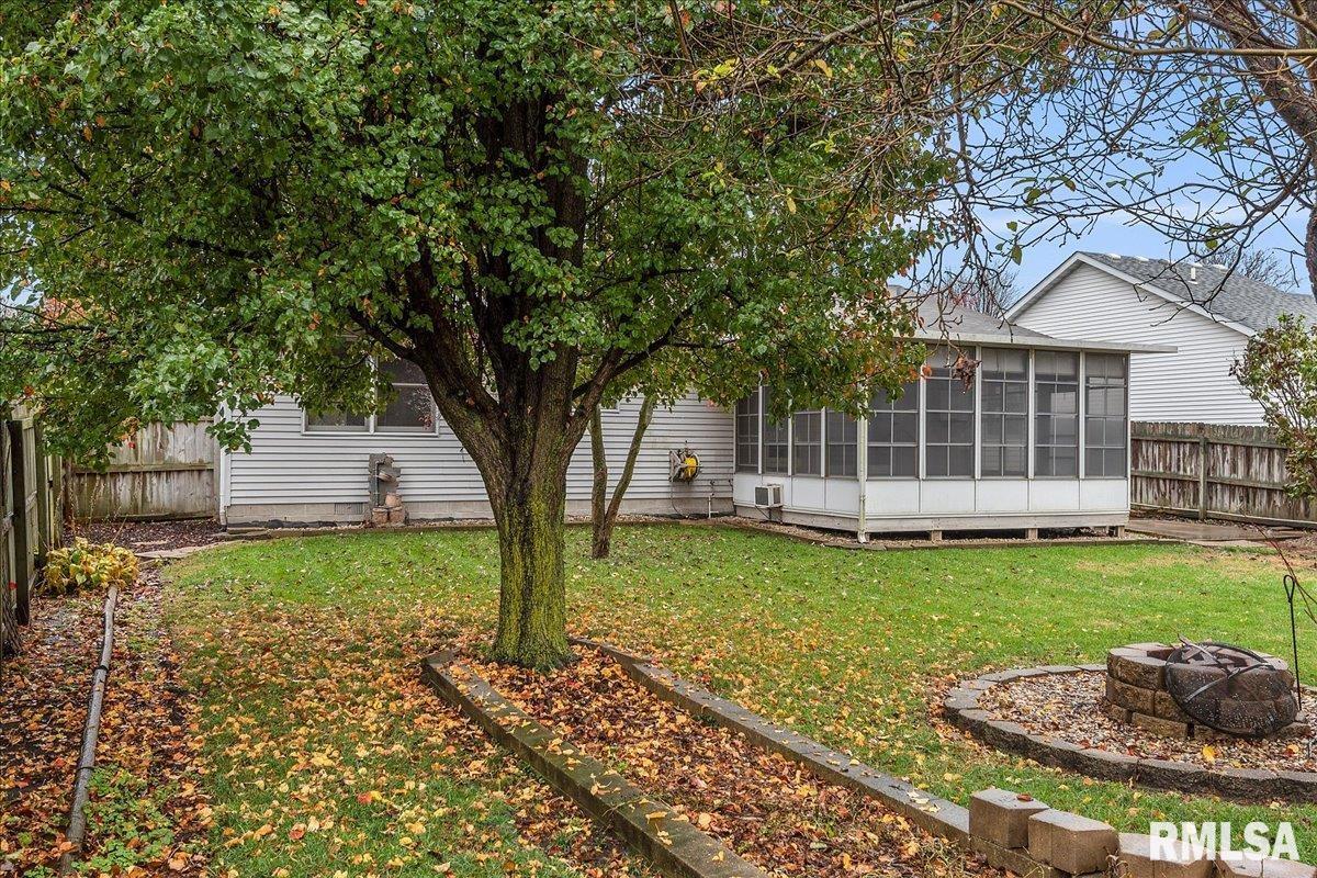 3001 Dunwich Street Springfield, IL 62702 - Photo 33 of 34