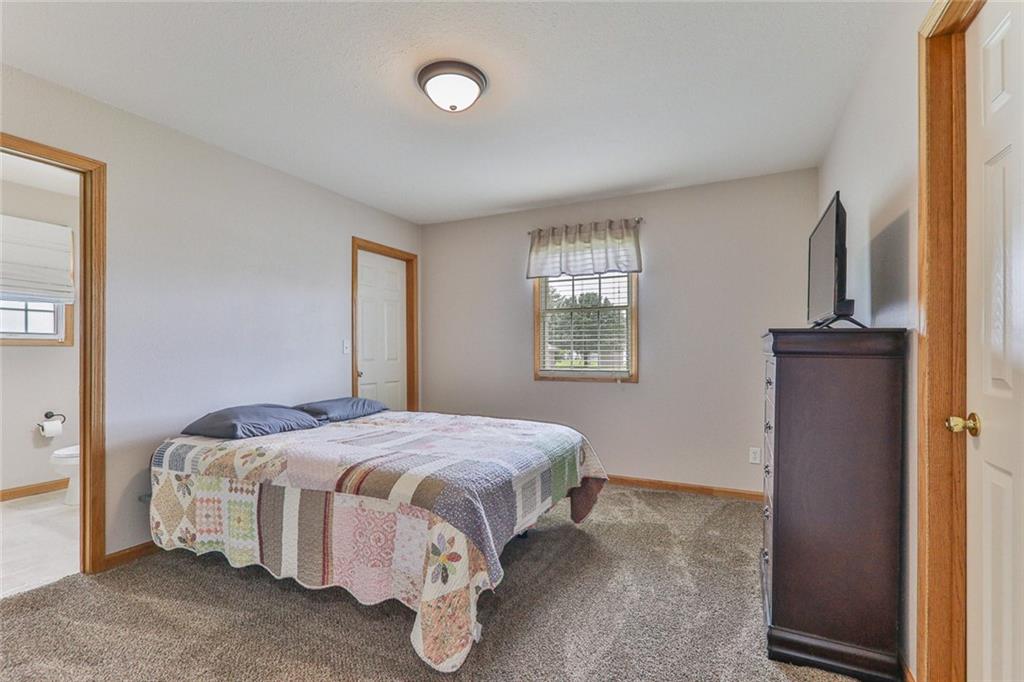 1003 South Ridgeway Street Caney, KS 67333 - Photo 8 of 19