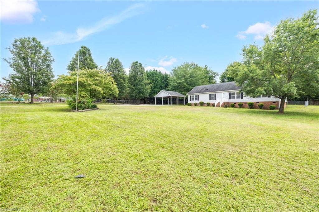 87 Whitestone Drive Ruffin, NC 27326 - Photo 4 of 39 Gallery Image 4