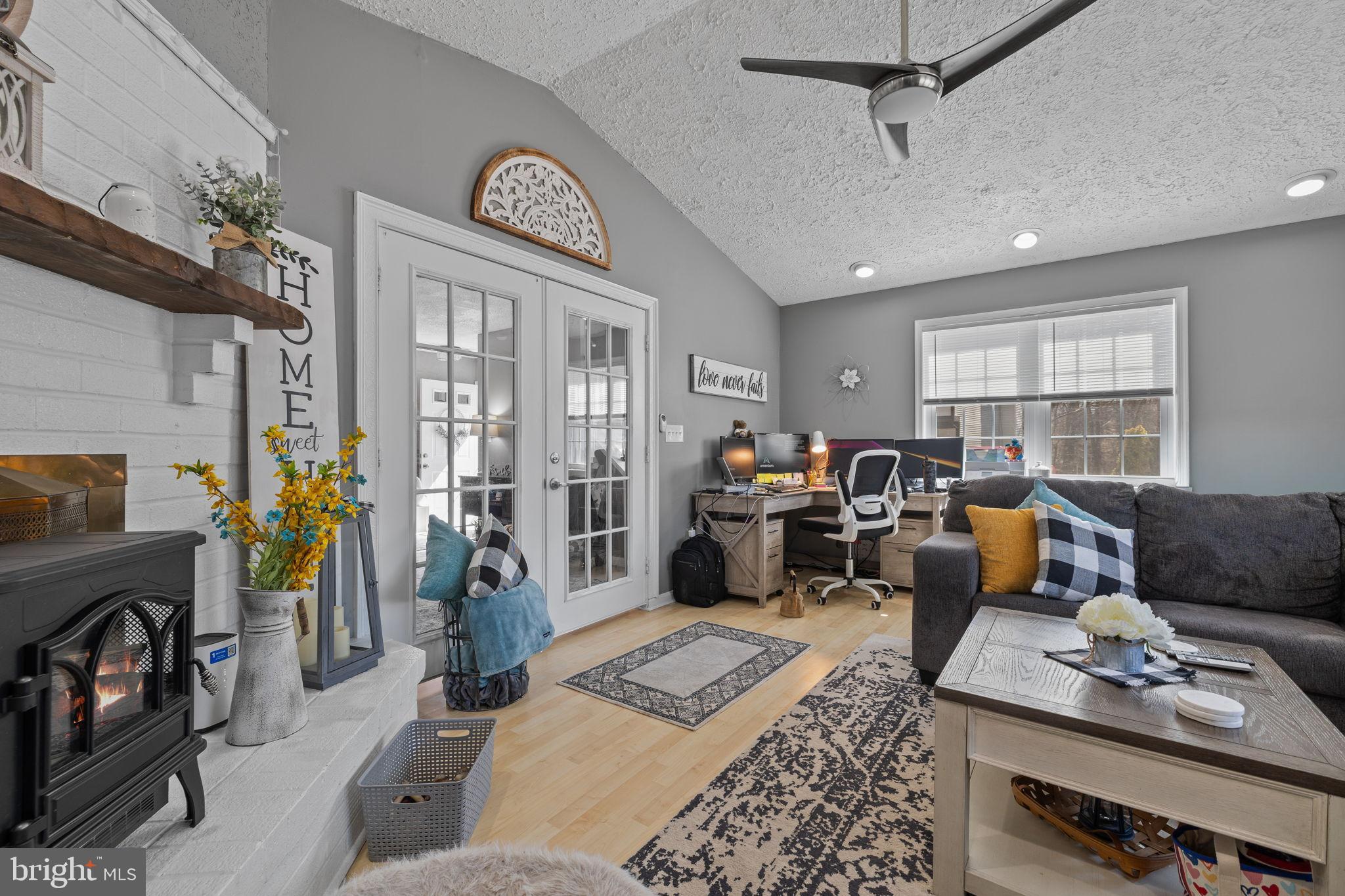 3716 Tavern Way Triangle, VA 22172 - Photo 17 of 32 Family Room with fireplace