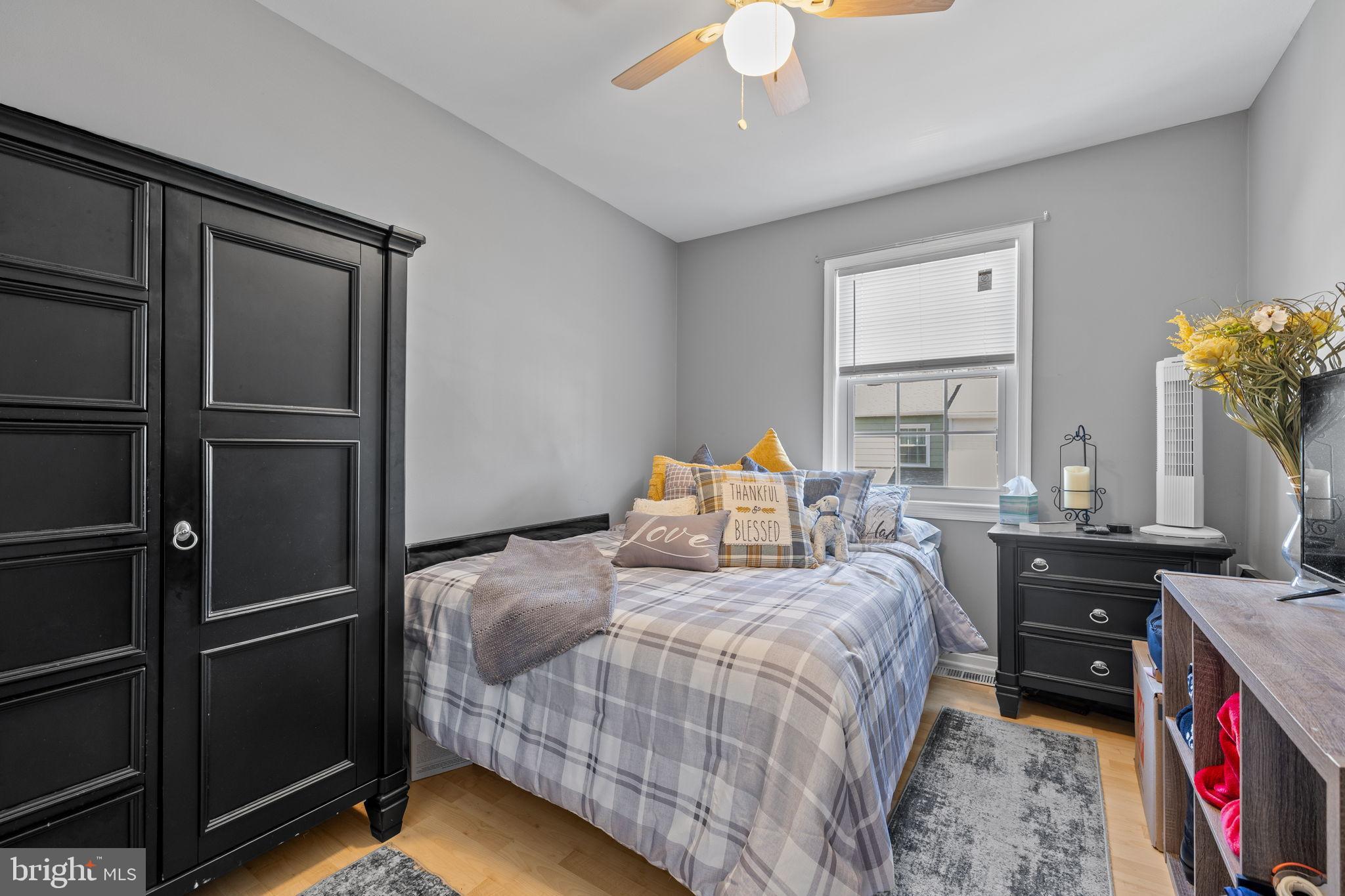 3716 Tavern Way Triangle, VA 22172 - Photo 23 of 32 Bedroom 2