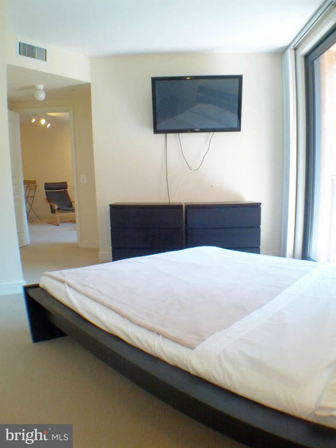 616 E Street Northwest, Unit 604 Washington, DC 20004 - Photo 11 of 25 Bedroom Master