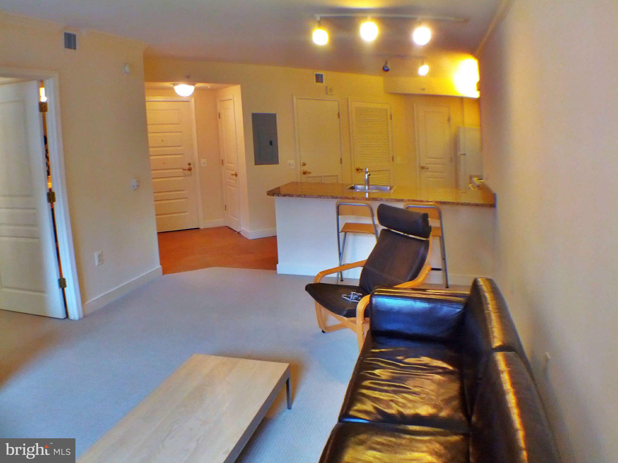 616 E Street Northwest, Unit 604 Washington, DC 20004 - Photo 10 of 25 Interior General
