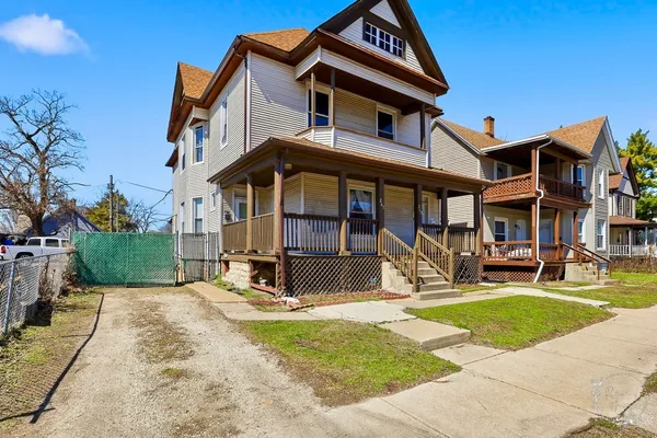 $155,000 | 265-267 South Washington Avenue, Kankakee, IL 60901