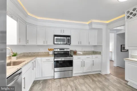 $899,999 | 7349 Eldorado Court, McLean, VA 22102