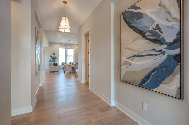 $669,500 | 908 Savannah Lane, Greenwood, MO 64034