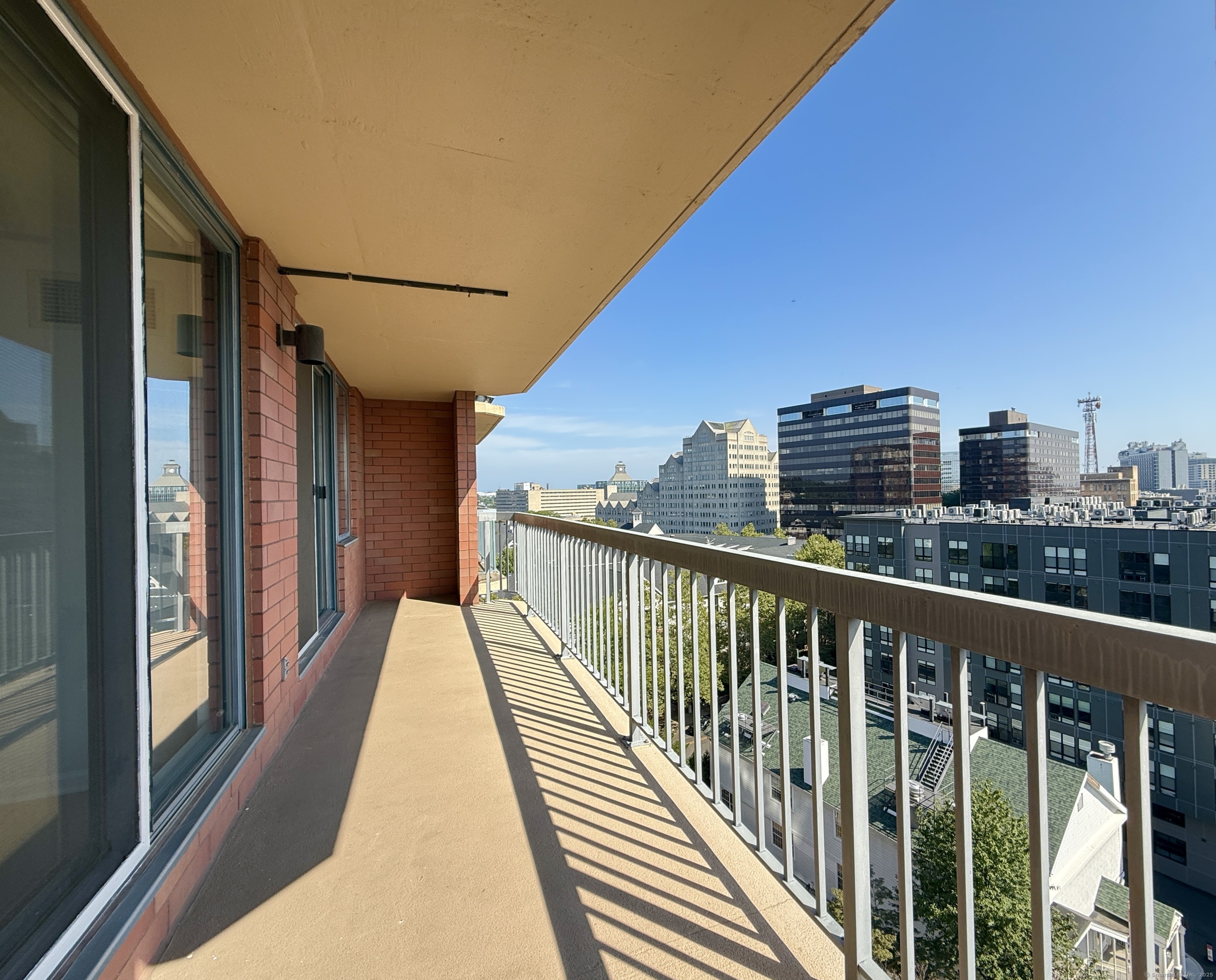 25 Forest Street, Unit 11M Stamford, CT 06901 - Photo 3 of 22