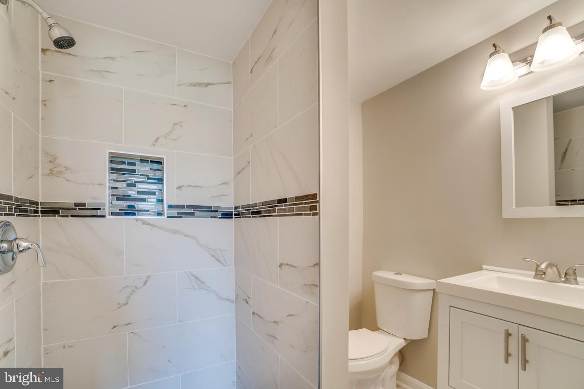 3700 Stonesboro Road Fort Washington, MD 20744 - Photo 21 of 30 Second Full Bathroom