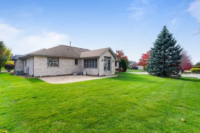 $563,000 | 11628 Hidden Valley Cove, Orland Park, IL 60467