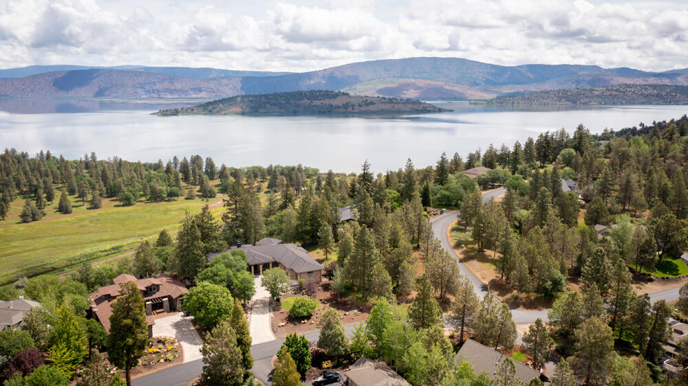 11025 Kestrel Road Klamath Falls, OR 97601 - Photo 72 of 79 11025KestrelRd.-Aerial-9