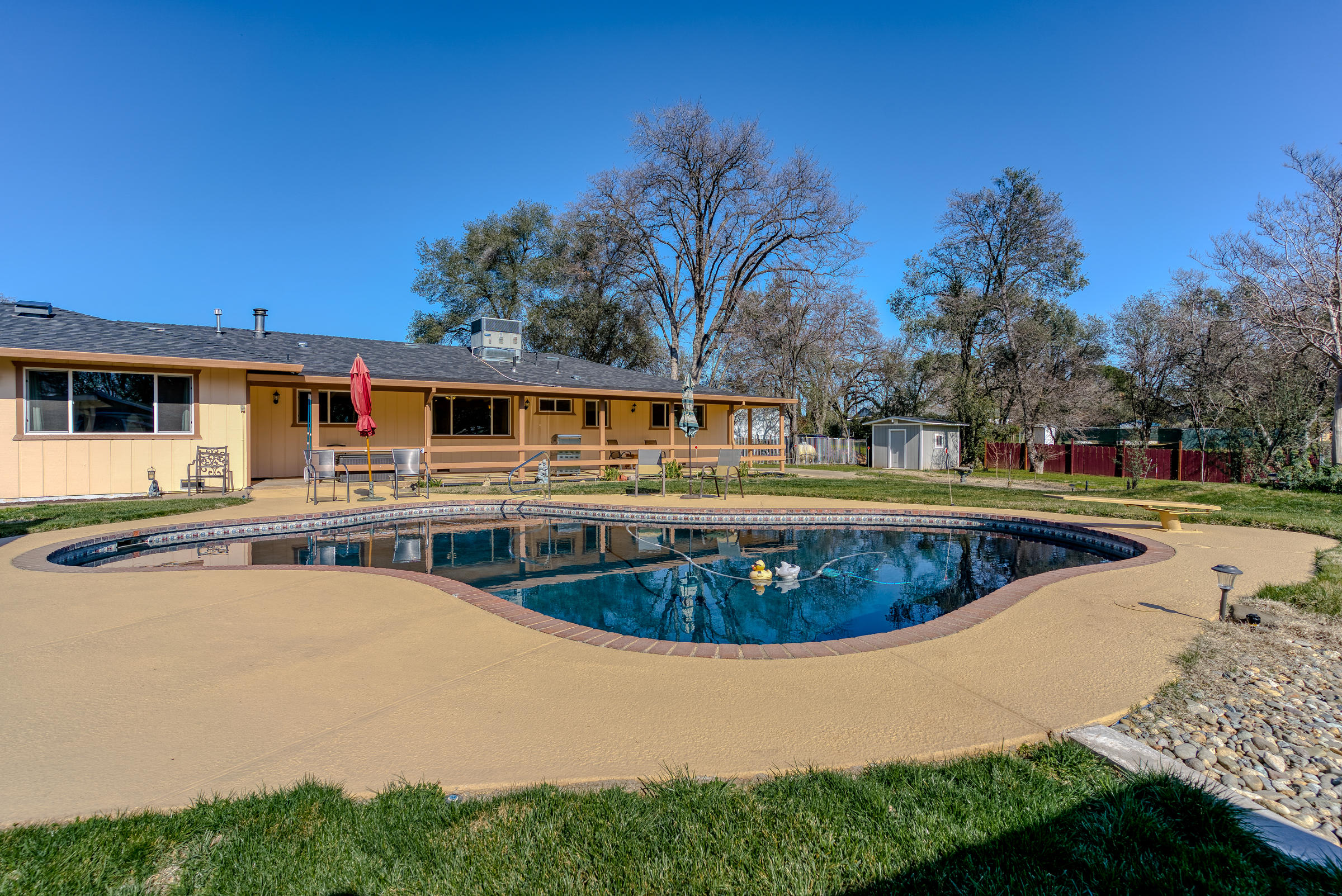 21615 Dersch Road Anderson, CA 96007 - Photo 1 of 40 Gunite Pool