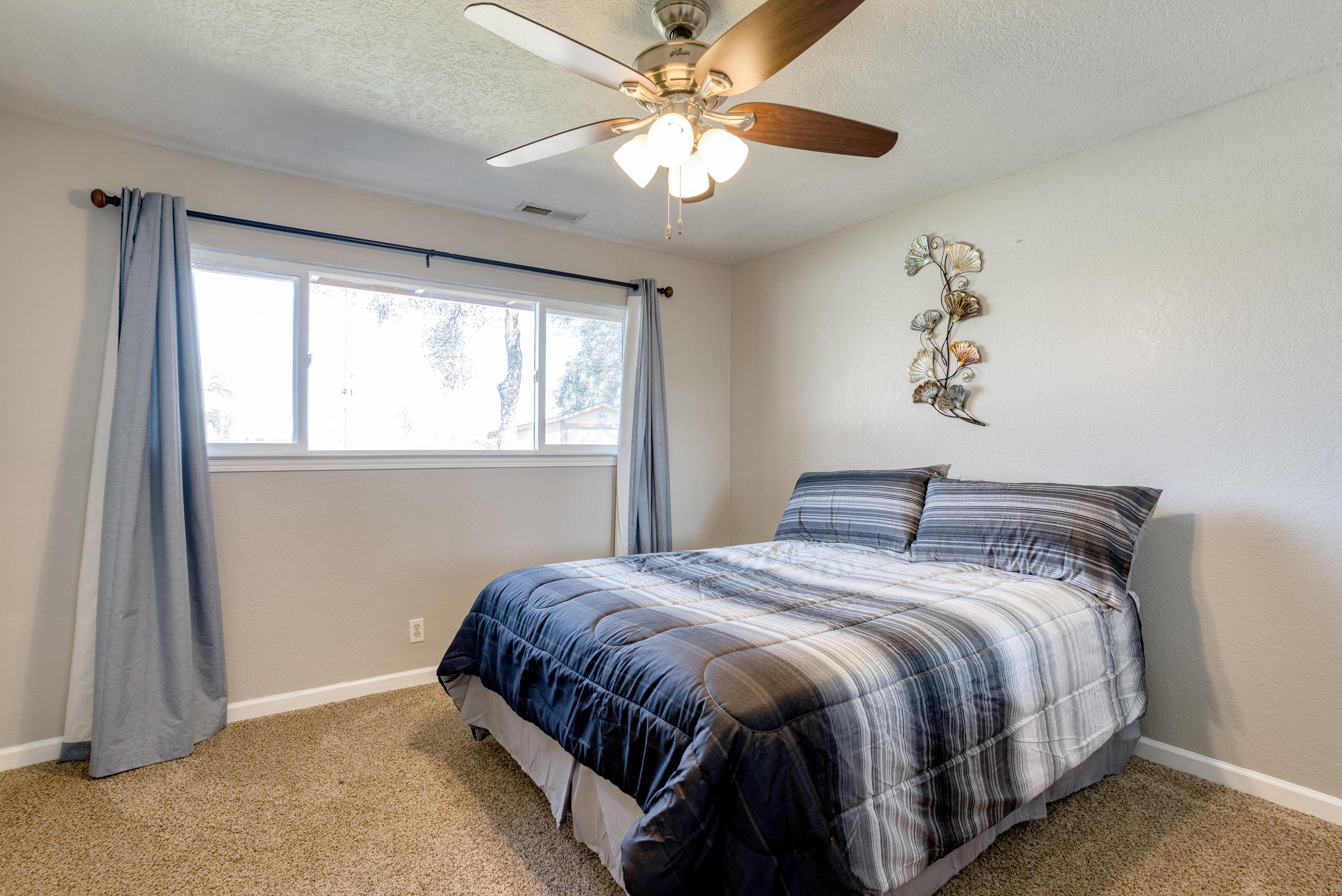 21615 Dersch Road Anderson, CA 96007 - Photo 12 of 40 Bedroom 1