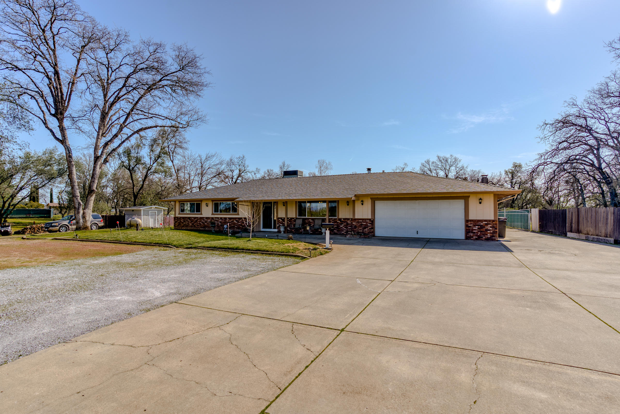 21615 Dersch Road Anderson, CA 96007 - Photo 2 of 40 RV/Boat Parking