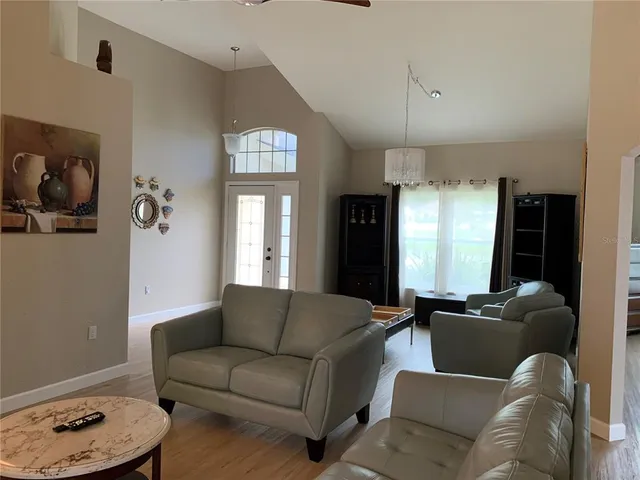 $1,800 | 11636 Southwest 75th Circle, Ocala, FL 34476