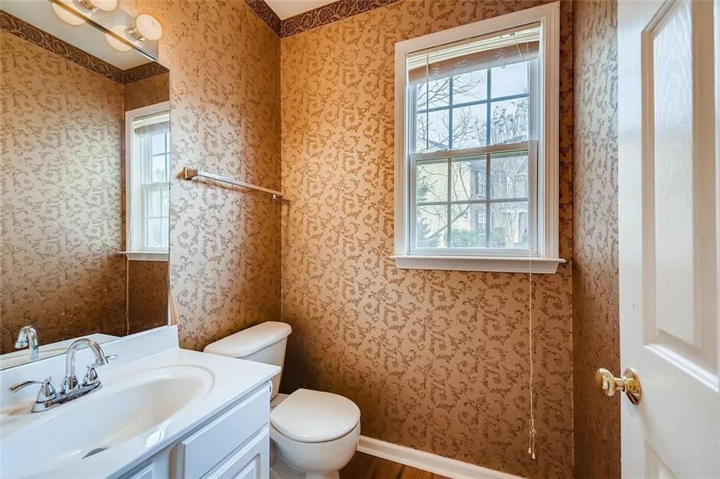 520 Midhurst Place Suwanee, GA 30024 - Photo 24 of 28