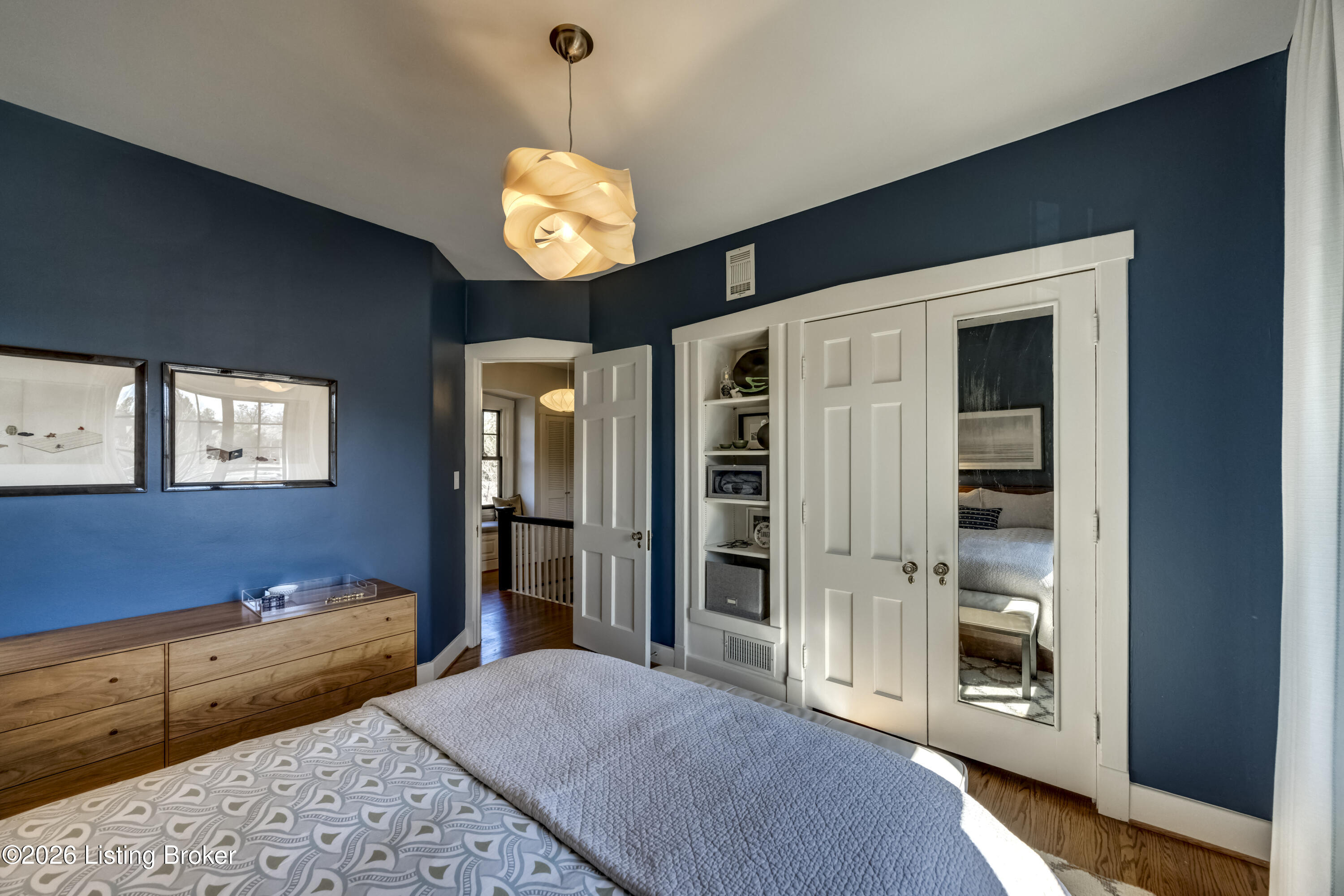 2207 Edgehill Road Louisville, KY 40205 - Photo 40 of 82 2Y0A2318-A