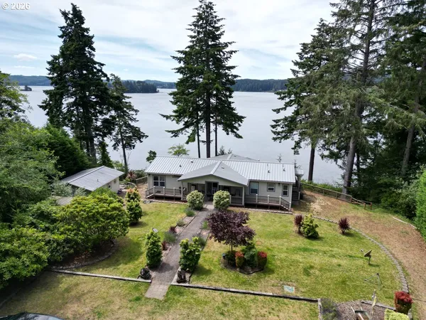 $845,000 | 83235 Clear Lake Road, Florence, OR 97439