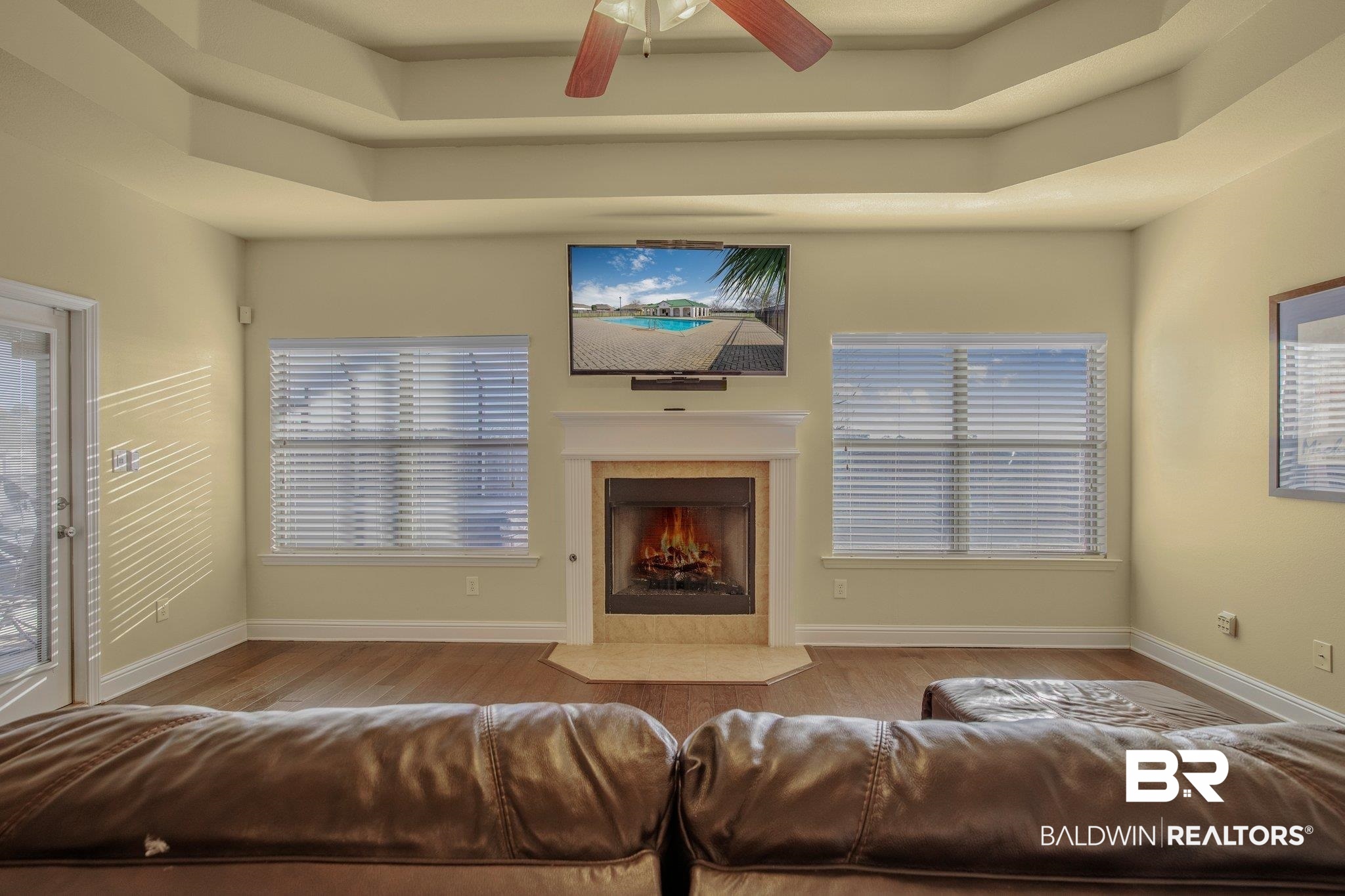 10983 Roanoke Loop Daphne, AL 36526 - Photo 22 of 49 Gas Fireplace