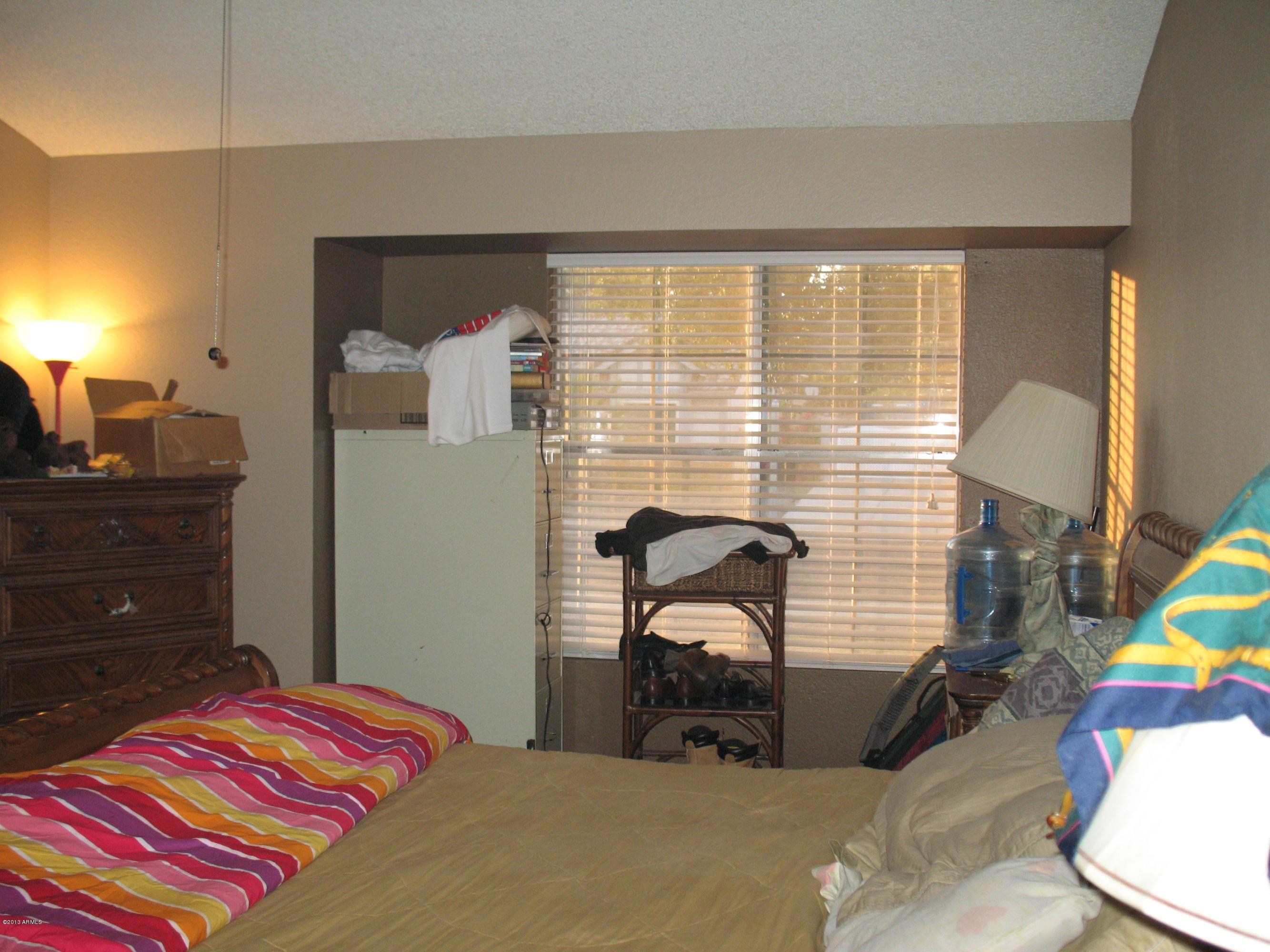 7921 West Charter Oak Road Peoria, AZ 85381 - Photo 10 of 16 master