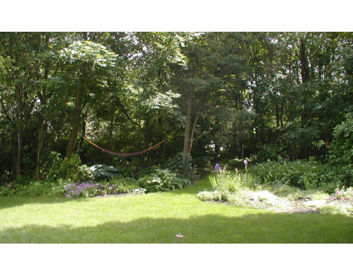 22 Brewer Beach Road Hingham, MA 02043 - Photo 3 of 9 Gallery Image 3
